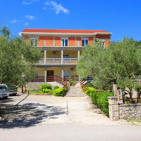 Veselka, 3* Лумбарда